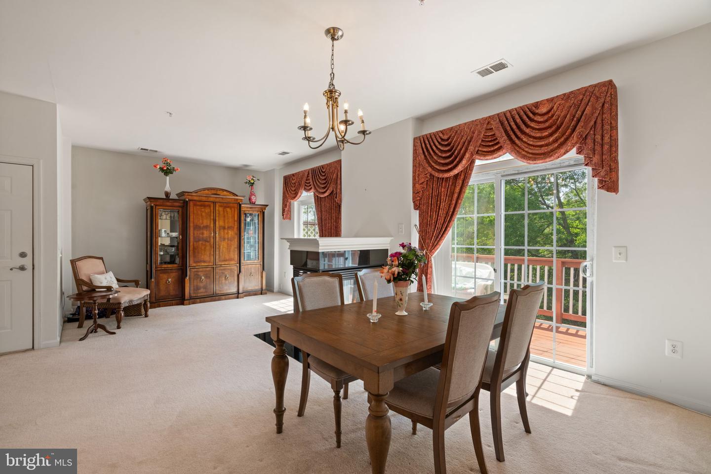 13945 HOLLOW WIND WAY #201, WOODBRIDGE, Virginia 22191, 4 Bedrooms Bedrooms, ,2 BathroomsBathrooms,Residential,For sale,13945 HOLLOW WIND WAY #201,VAPW2092014 MLS # VAPW2092014