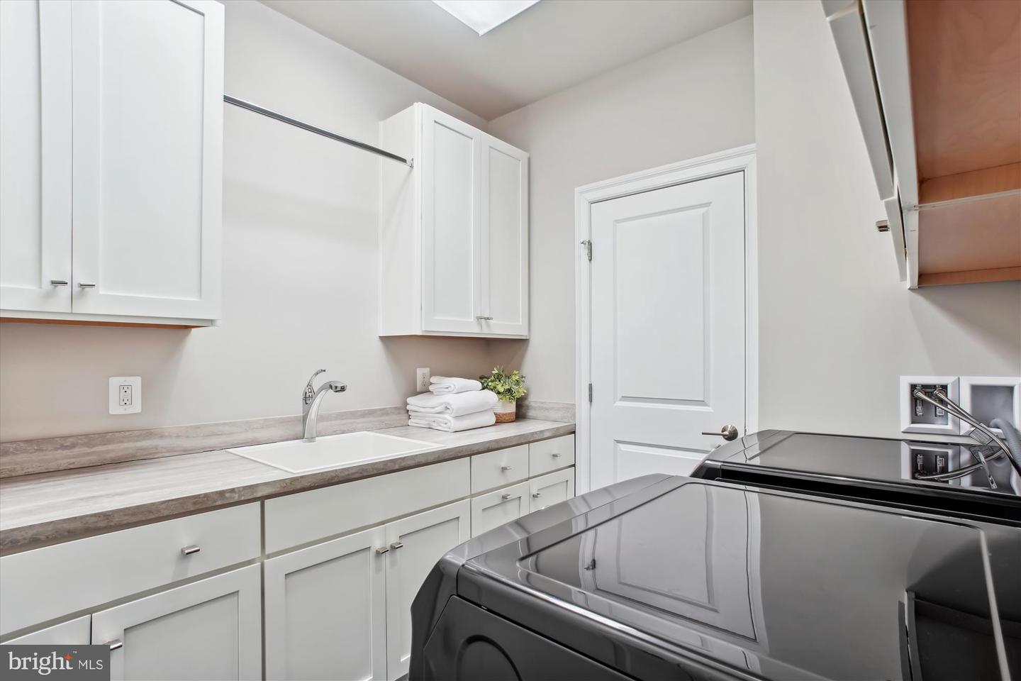 20440 NORTHPARK DR, ASHBURN, Virginia 20147, 4 Bedrooms Bedrooms, ,4 BathroomsBathrooms,Residential,For sale,20440 NORTHPARK DR,VALO2094070 MLS # VALO2094070
