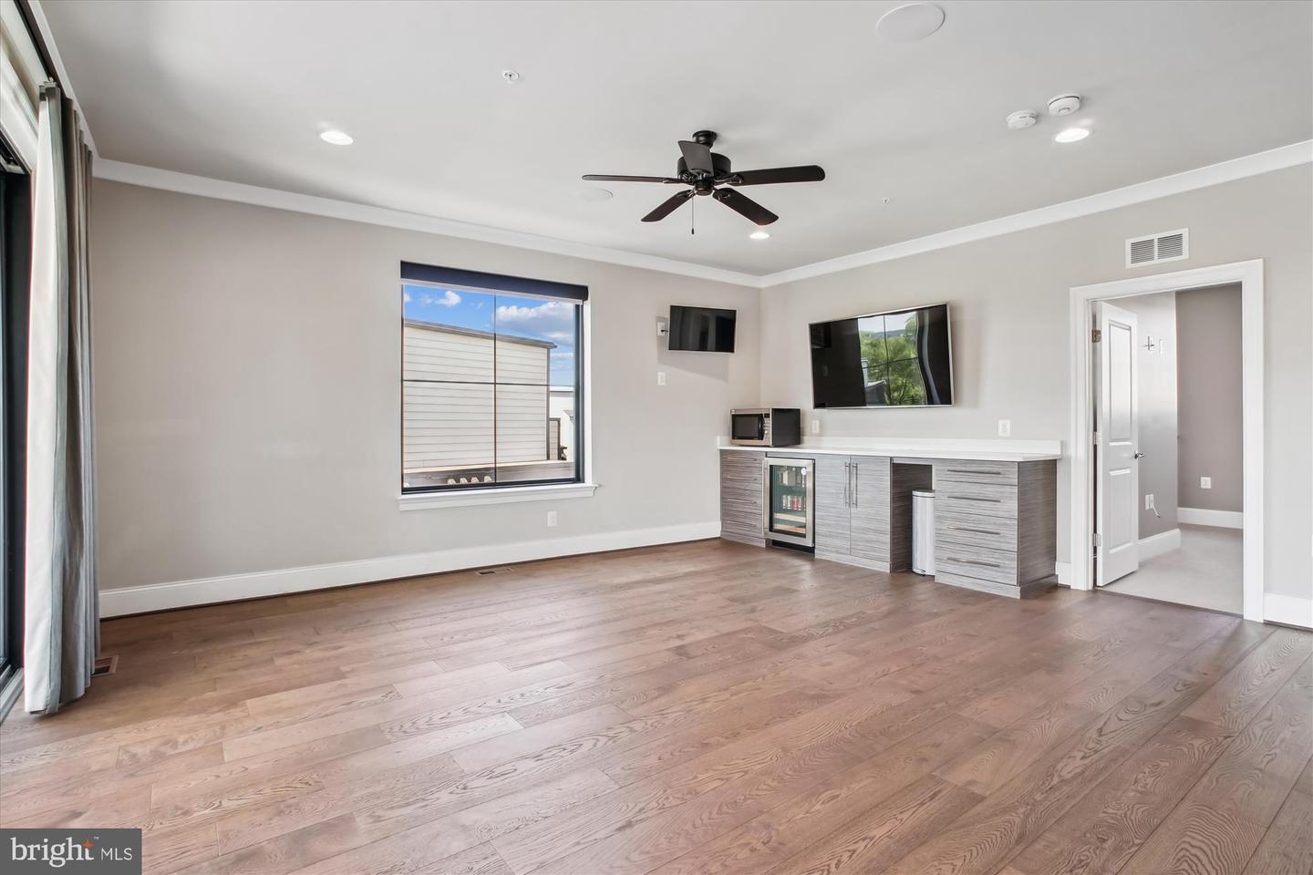 20440 NORTHPARK DR, ASHBURN, Virginia 20147, 4 Bedrooms Bedrooms, ,4 BathroomsBathrooms,Residential,For sale,20440 NORTHPARK DR,VALO2094070 MLS # VALO2094070