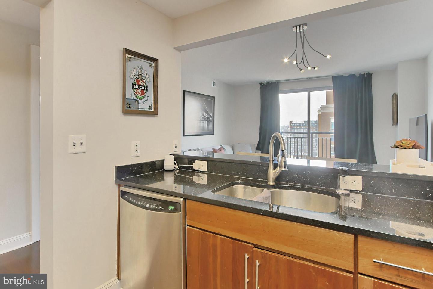 2050 JAMIESON AVE #1409, ALEXANDRIA, Virginia 22314, 1 Bedroom Bedrooms, 3 Rooms Rooms,1 BathroomBathrooms,Residential,For sale,2050 JAMIESON AVE #1409,VAAX2044262 MLS # VAAX2044262