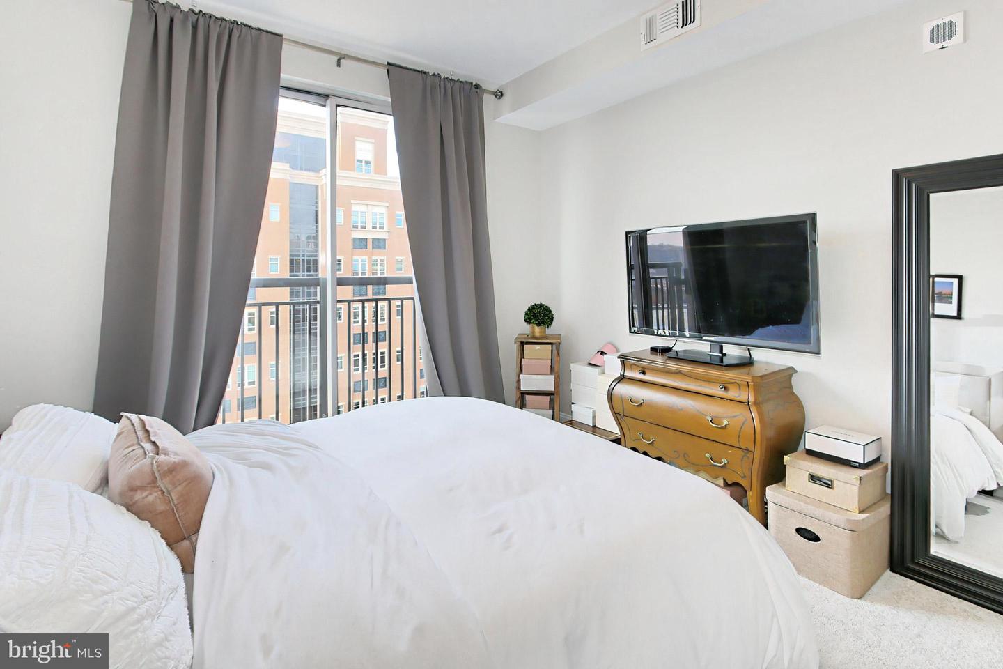2050 JAMIESON AVE #1409, ALEXANDRIA, Virginia 22314, 1 Bedroom Bedrooms, 3 Rooms Rooms,1 BathroomBathrooms,Residential,For sale,2050 JAMIESON AVE #1409,VAAX2044262 MLS # VAAX2044262