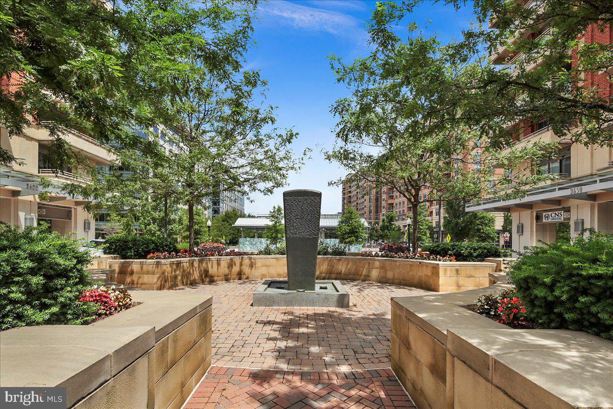 3600 S GLEBE RD #919W, ARLINGTON, Virginia 22202, 2 Bedrooms Bedrooms, ,2 BathroomsBathrooms,Residential,For sale,3600 S GLEBE RD #919W,VAAR2056276 MLS # VAAR2056276