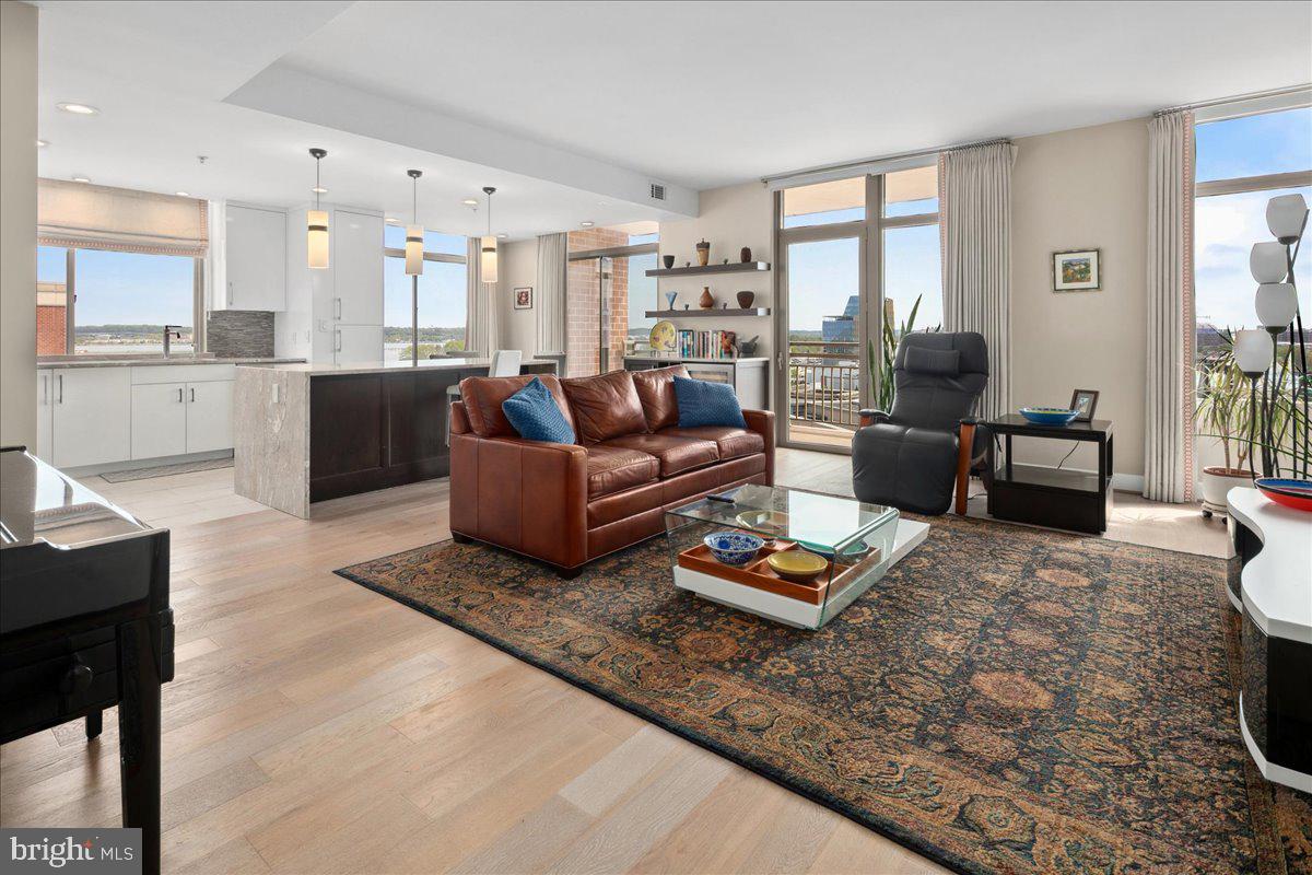 3600 S GLEBE RD #919W, ARLINGTON, Virginia 22202, 2 Bedrooms Bedrooms, ,2 BathroomsBathrooms,Residential,For sale,3600 S GLEBE RD #919W,VAAR2056276 MLS # VAAR2056276