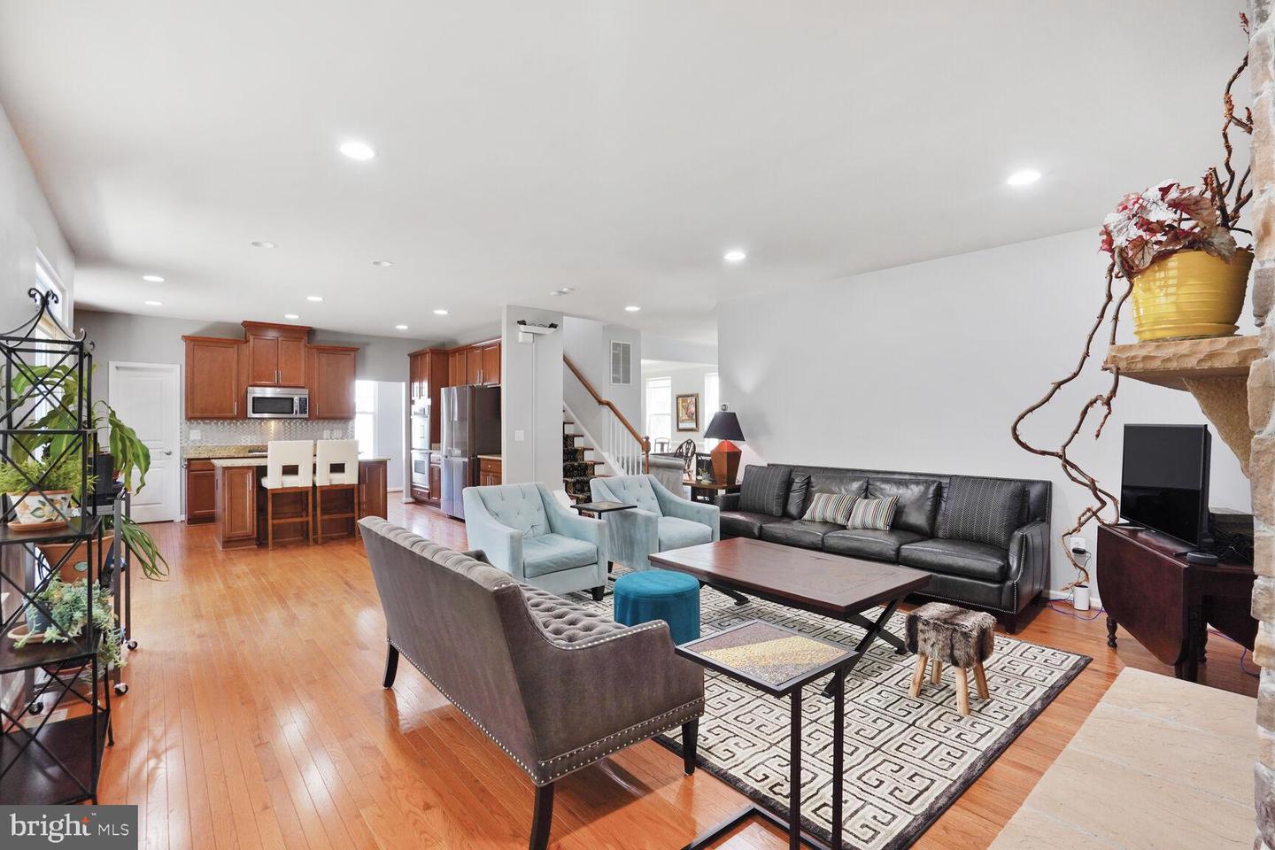 12964 LUCA STATION WAY, WOODBRIDGE, Virginia 22192, 4 Bedrooms Bedrooms, ,3 BathroomsBathrooms,Residential,For sale,12964 LUCA STATION WAY,VAPW2092472 MLS # VAPW2092472