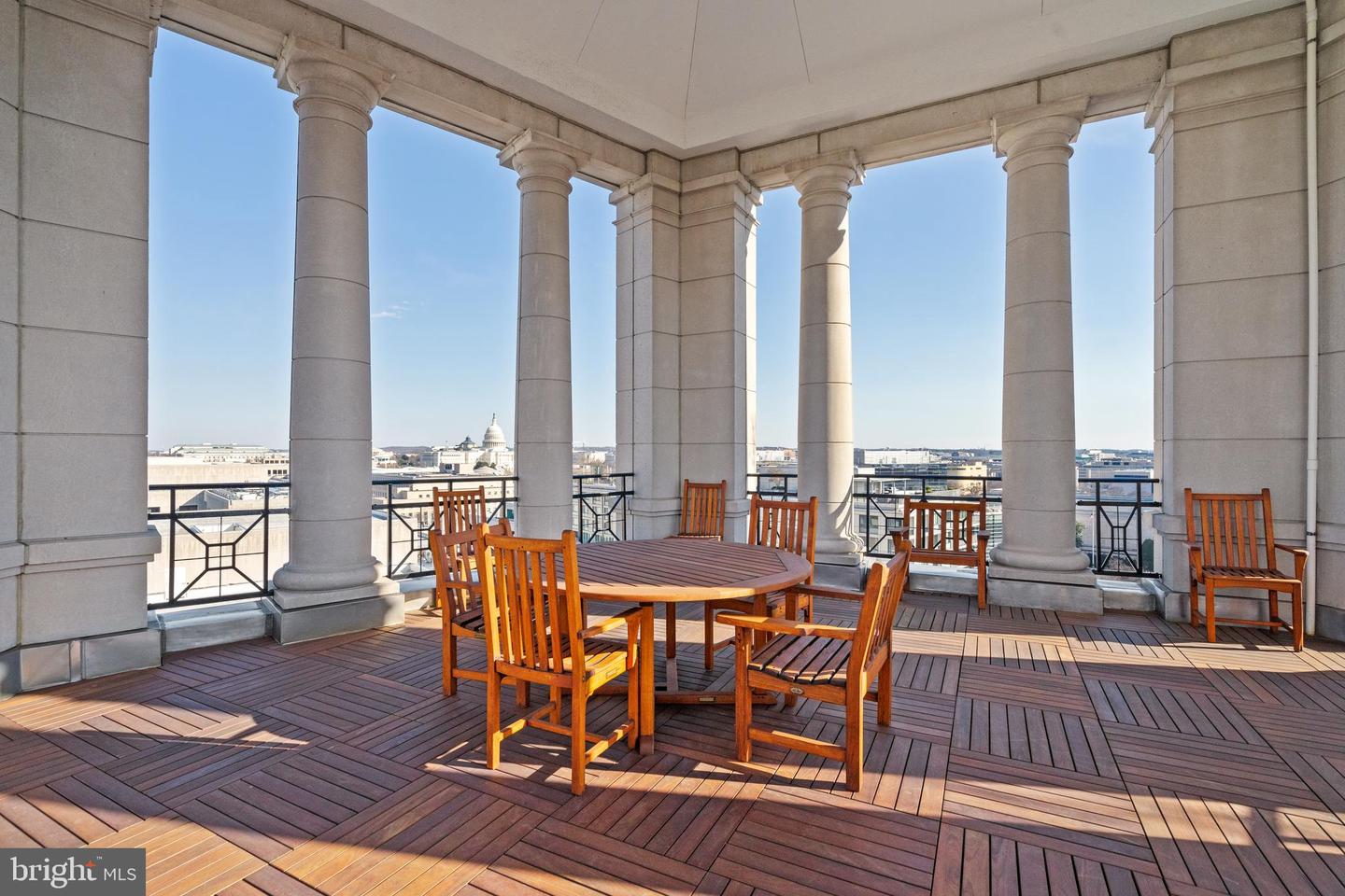601 PENNSYLVANIA AVE NW #212, WASHINGTON, District Of Columbia 20004, 1 Bedroom Bedrooms, ,1 BathroomBathrooms,Residential,For sale,601 PENNSYLVANIA AVE NW #212,DCDC2196554 MLS # DCDC2196554