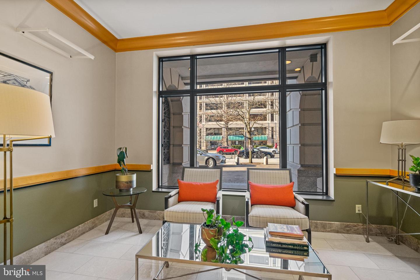 601 PENNSYLVANIA AVE NW #212, WASHINGTON, District Of Columbia 20004, 1 Bedroom Bedrooms, ,1 BathroomBathrooms,Residential,For sale,601 PENNSYLVANIA AVE NW #212,DCDC2196554 MLS # DCDC2196554