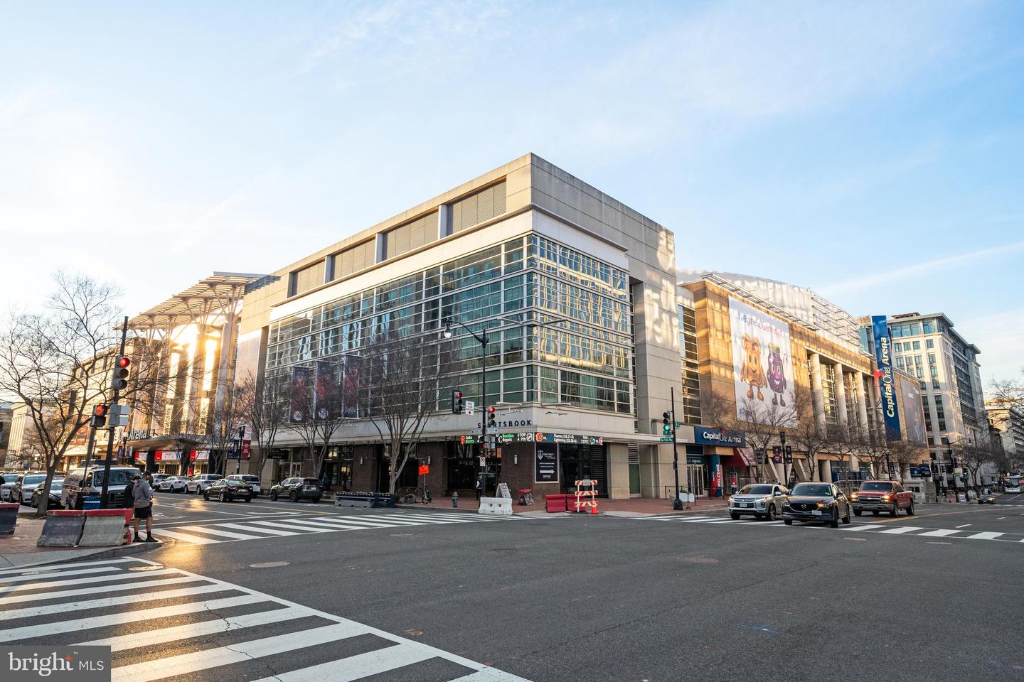 601 PENNSYLVANIA AVE NW #212, WASHINGTON, District Of Columbia 20004, 1 Bedroom Bedrooms, ,1 BathroomBathrooms,Residential,For sale,601 PENNSYLVANIA AVE NW #212,DCDC2196554 MLS # DCDC2196554