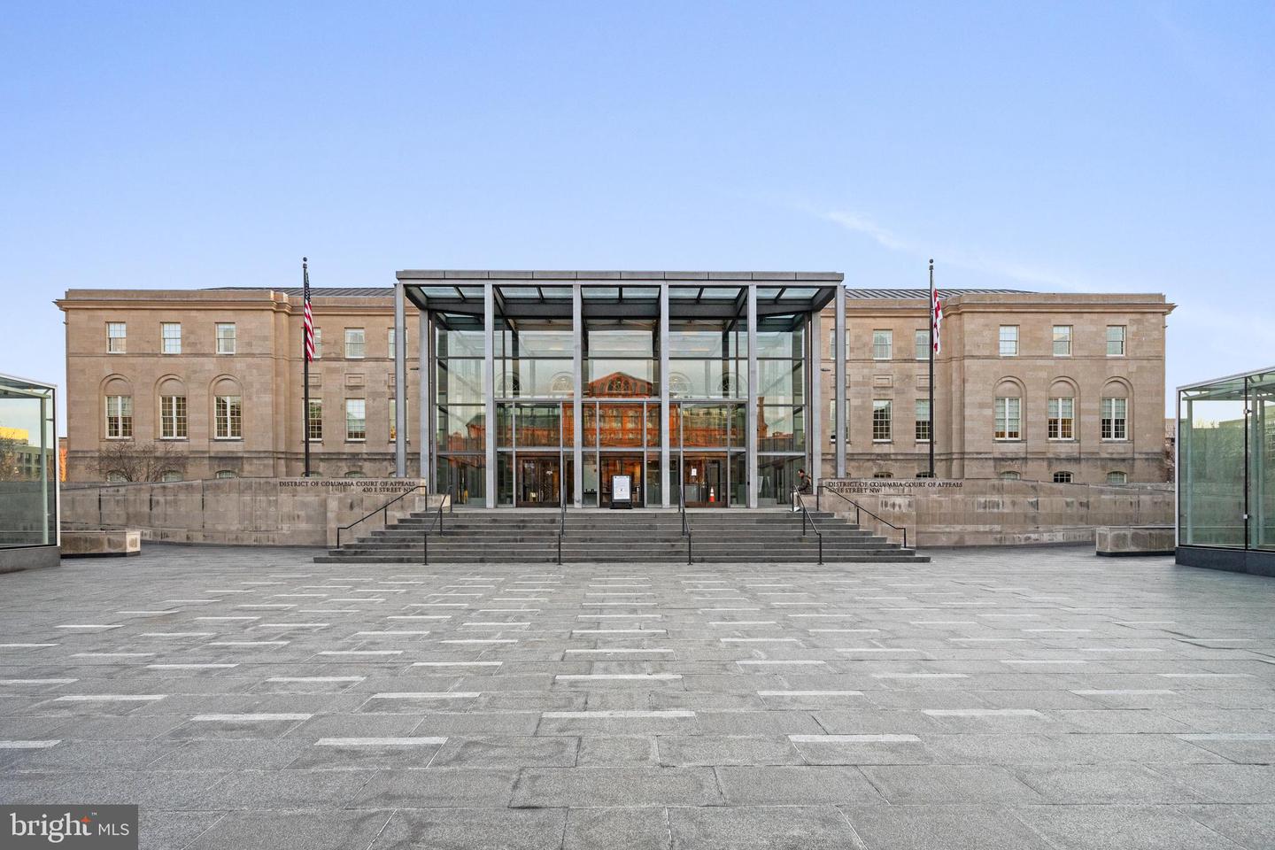 601 PENNSYLVANIA AVE NW #212, WASHINGTON, District Of Columbia 20004, 1 Bedroom Bedrooms, ,1 BathroomBathrooms,Residential,For sale,601 PENNSYLVANIA AVE NW #212,DCDC2196554 MLS # DCDC2196554