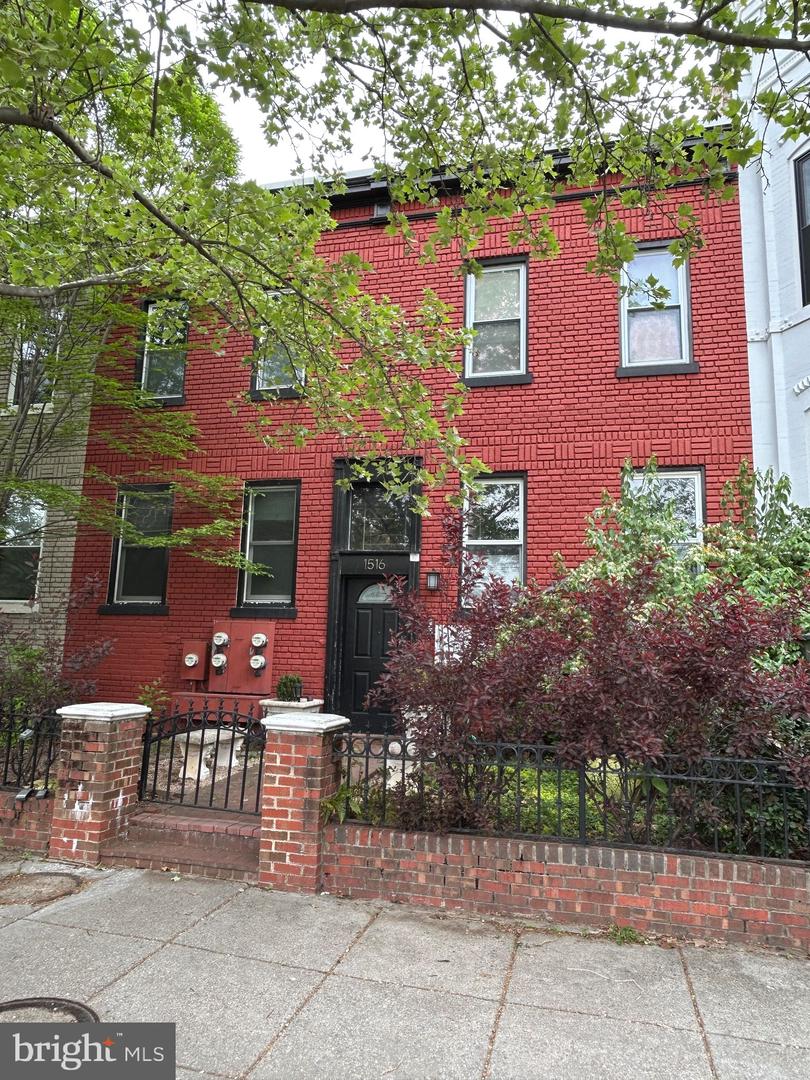 1516 10TH ST NW #102, WASHINGTON, District Of Columbia 20001, 1 Bedroom Bedrooms, ,1 BathroomBathrooms,Residential,For sale,1516 10TH ST NW #102,DCDC2196654 MLS # DCDC2196654