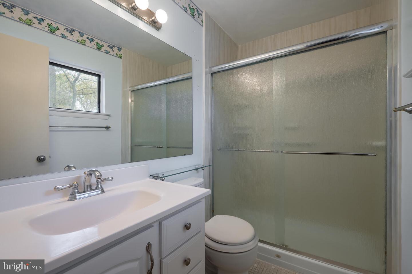 2029 LAKEBREEZE WAY, RESTON, Virginia 20191, 4 Bedrooms Bedrooms, ,3 BathroomsBathrooms,Residential,For sale,2029 LAKEBREEZE WAY,VAFX2235758 MLS # VAFX2235758