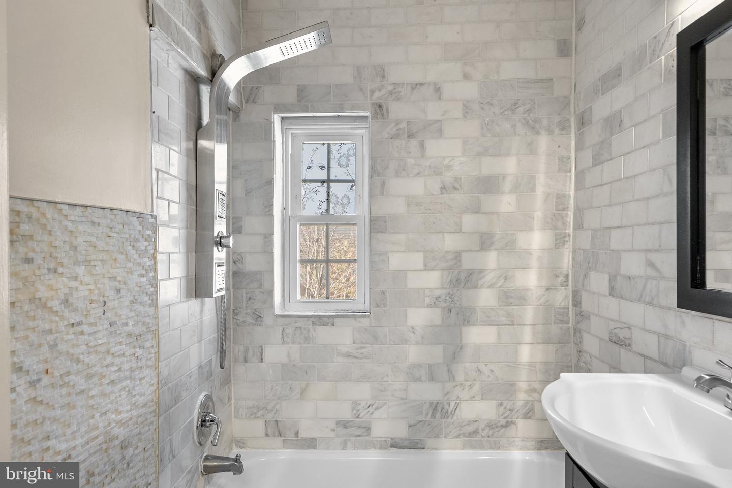 3901 PENNSYLVANIA AVE SE #A, WASHINGTON, District Of Columbia 20020, 2 Bedrooms Bedrooms, ,1 BathroomBathrooms,Residential,For sale,3901 PENNSYLVANIA AVE SE #A,DCDC2196892 MLS # DCDC2196892