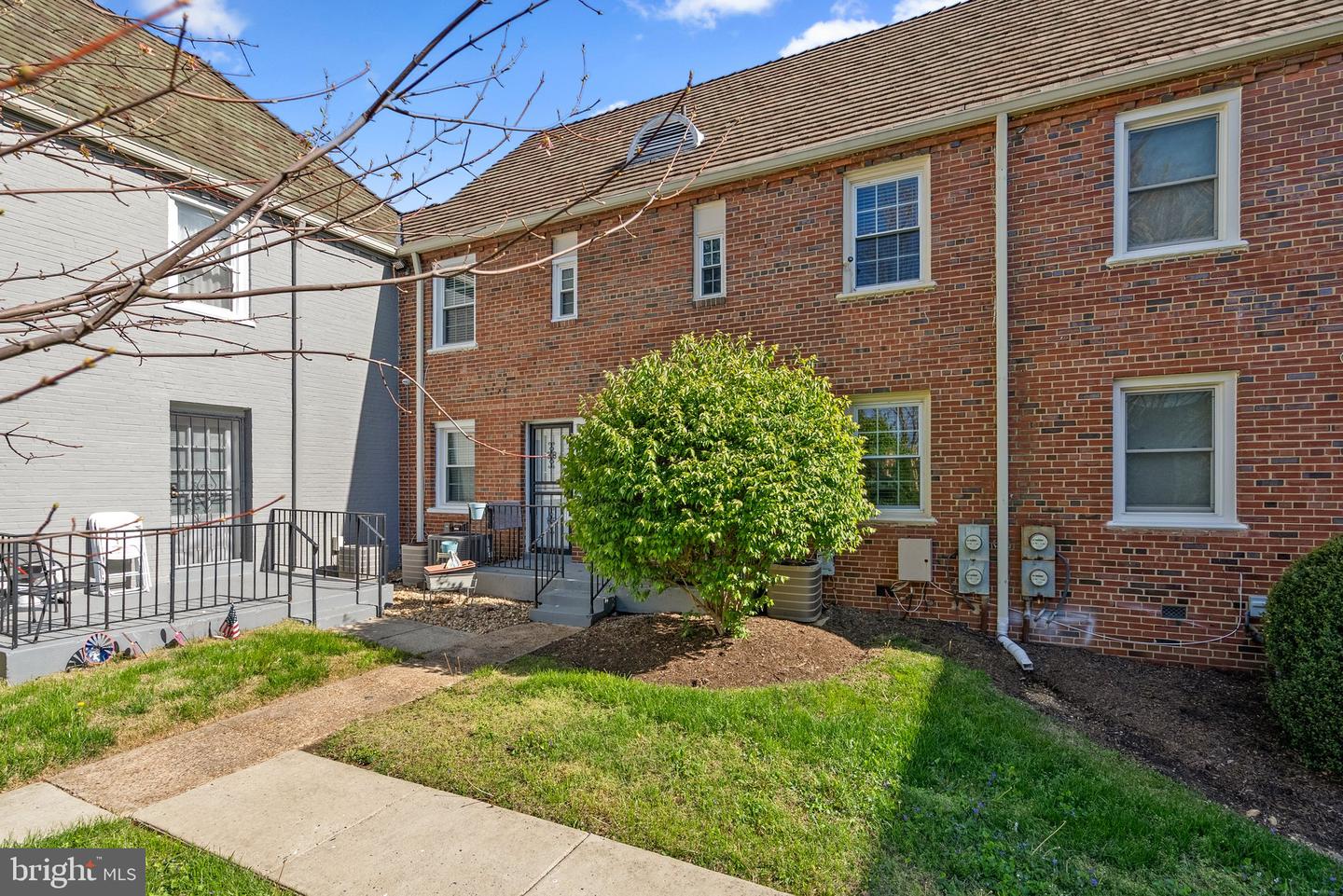 3901 PENNSYLVANIA AVE SE #A, WASHINGTON, District Of Columbia 20020, 2 Bedrooms Bedrooms, ,1 BathroomBathrooms,Residential,For sale,3901 PENNSYLVANIA AVE SE #A,DCDC2196892 MLS # DCDC2196892