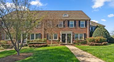 3901 PENNSYLVANIA AVE SE #A, WASHINGTON, District Of Columbia 20020, 2 Bedrooms Bedrooms, ,1 BathroomBathrooms,Residential,For sale,3901 PENNSYLVANIA AVE SE #A,DCDC2196892 MLS # DCDC2196892