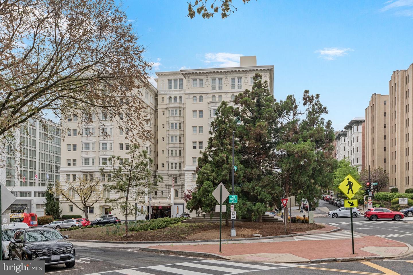 2009 COLUMBIA RD NW #3, WASHINGTON, District Of Columbia 20009, 1 Bedroom Bedrooms, ,1 BathroomBathrooms,Residential,For sale,2009 COLUMBIA RD NW #3,DCDC2196822 MLS # DCDC2196822 2009 COLUMBIA RD NW #3, WASHINGTON, District Of Columbia 20009, 1 Bedroom Bedrooms, ,1 BathroomBathrooms,Residential,For sale,2009 COLUMBIA RD NW #3,DCDC2196822 MLS # DCDC2196822