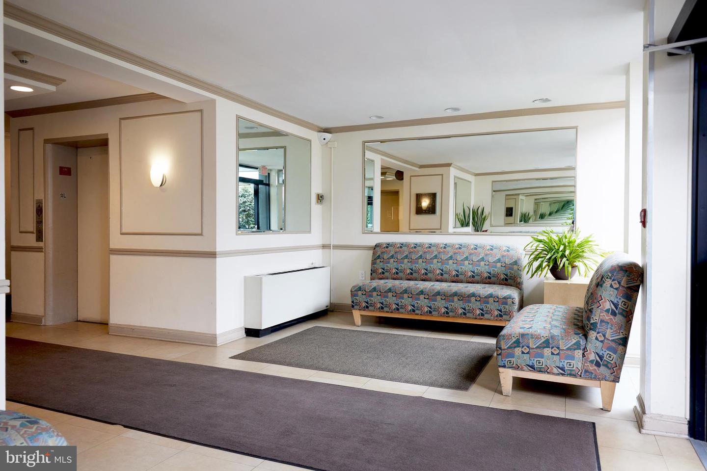 3601 5TH ST S #511, ARLINGTON, Virginia 22204, 2 Bedrooms Bedrooms, ,1 BathroomBathrooms,Residential,For sale,3601 5TH ST S #511,VAAR2056432 MLS # VAAR2056432