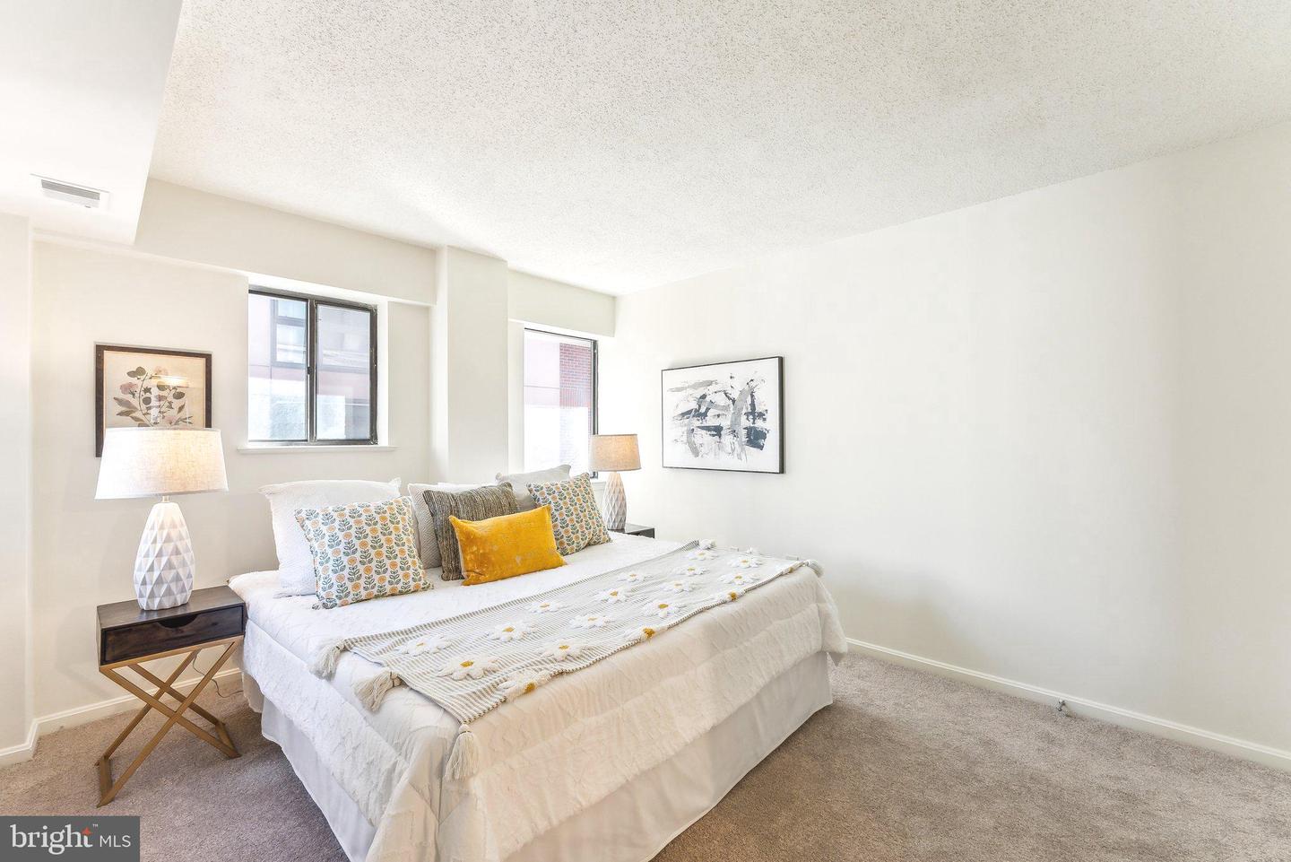 1225 13TH ST NW #712, WASHINGTON, District Of Columbia 20005, 2 Bedrooms Bedrooms, ,2 BathroomsBathrooms,Residential,For sale,1225 13TH ST NW #712,DCDC2196962 MLS # DCDC2196962