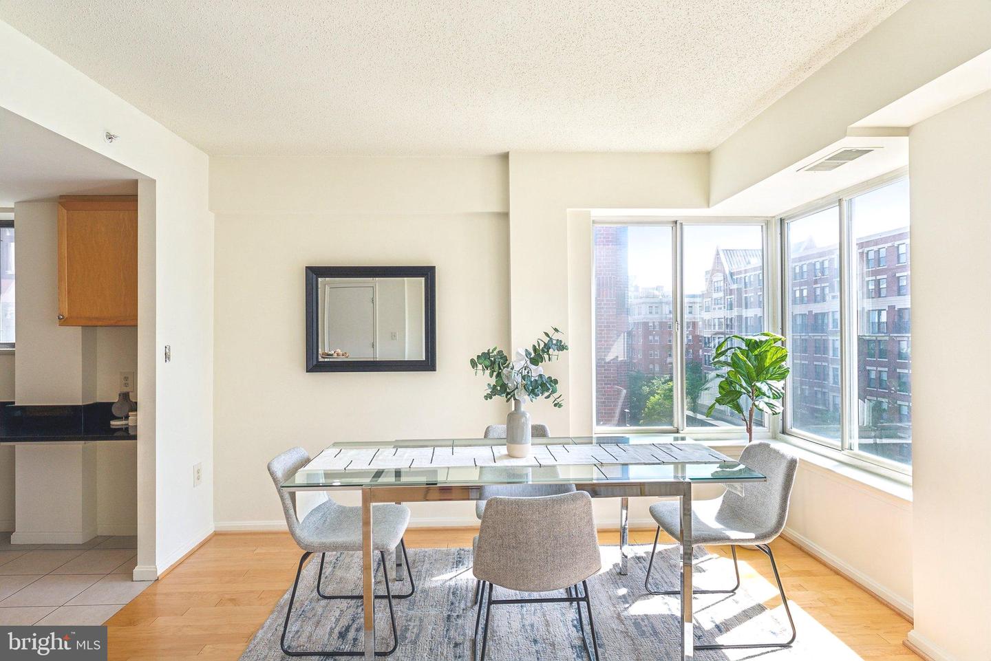 1225 13TH ST NW #712, WASHINGTON, District Of Columbia 20005, 2 Bedrooms Bedrooms, ,2 BathroomsBathrooms,Residential,For sale,1225 13TH ST NW #712,DCDC2196962 MLS # DCDC2196962