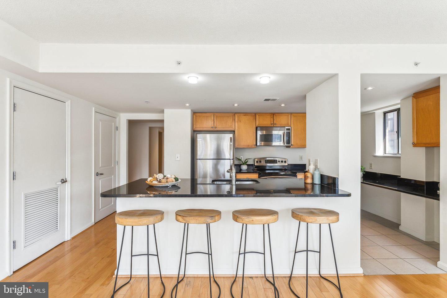 1225 13TH ST NW #712, WASHINGTON, District Of Columbia 20005, 2 Bedrooms Bedrooms, ,2 BathroomsBathrooms,Residential,For sale,1225 13TH ST NW #712,DCDC2196962 MLS # DCDC2196962