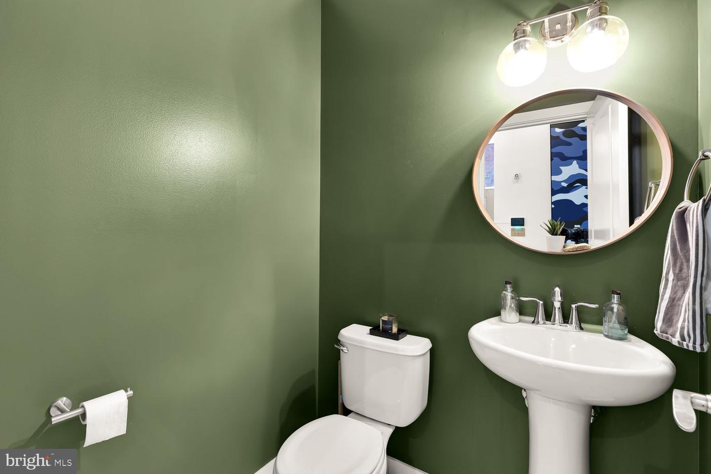 1341 MARYLAND AVE NE #103, WASHINGTON, District Of Columbia 20002, 3 Bedrooms Bedrooms, ,2 BathroomsBathrooms,Residential,For sale,1341 MARYLAND AVE NE #103,DCDC2197092 MLS # DCDC2197092
