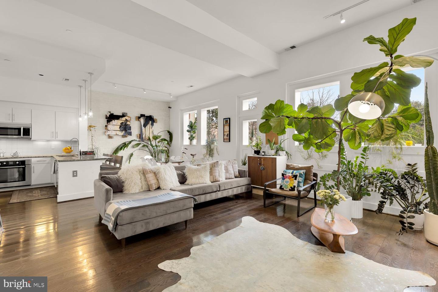 1341 MARYLAND AVE NE #103, WASHINGTON, District Of Columbia 20002, 3 Bedrooms Bedrooms, ,2 BathroomsBathrooms,Residential,For sale,1341 MARYLAND AVE NE #103,DCDC2197092 MLS # DCDC2197092