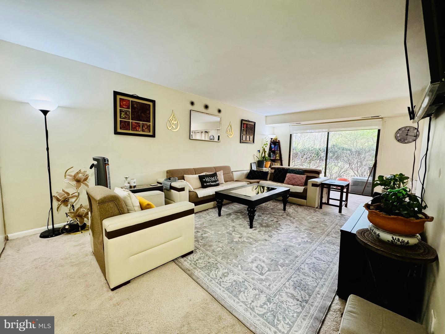 6001 ARLINGTON BLVD #T21, FALLS CHURCH, Virginia 22044, 2 Bedrooms Bedrooms, ,1 BathroomBathrooms,Residential,For sale,6001 ARLINGTON BLVD #T21,VAFX2236218 MLS # VAFX2236218