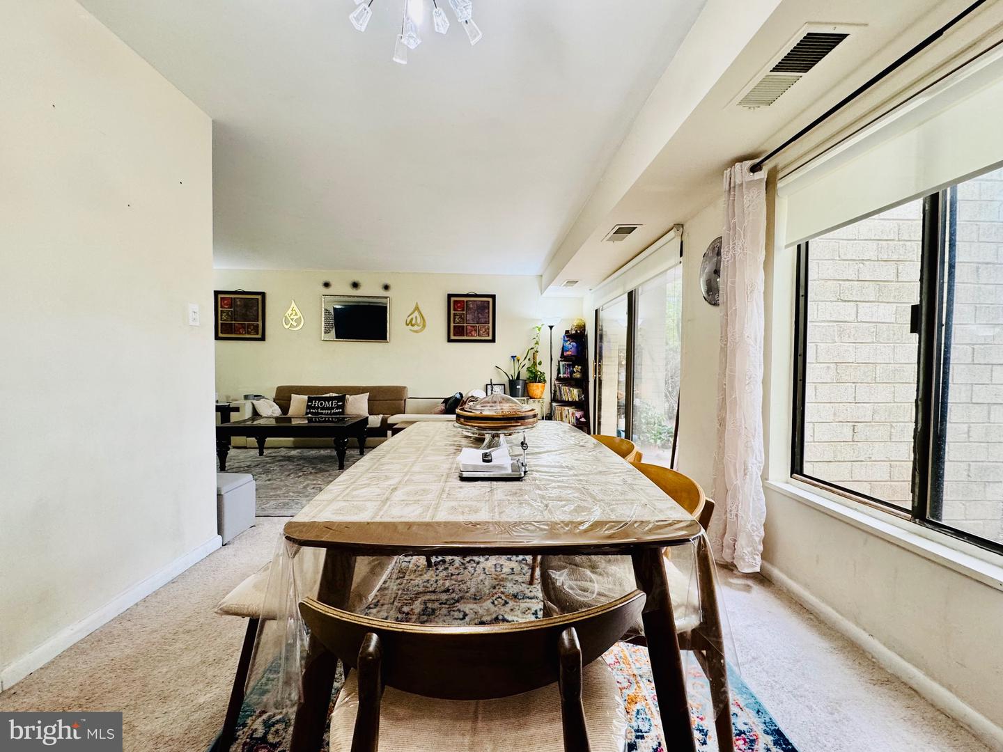6001 ARLINGTON BLVD #T21, FALLS CHURCH, Virginia 22044, 2 Bedrooms Bedrooms, ,1 BathroomBathrooms,Residential,For sale,6001 ARLINGTON BLVD #T21,VAFX2236218 MLS # VAFX2236218