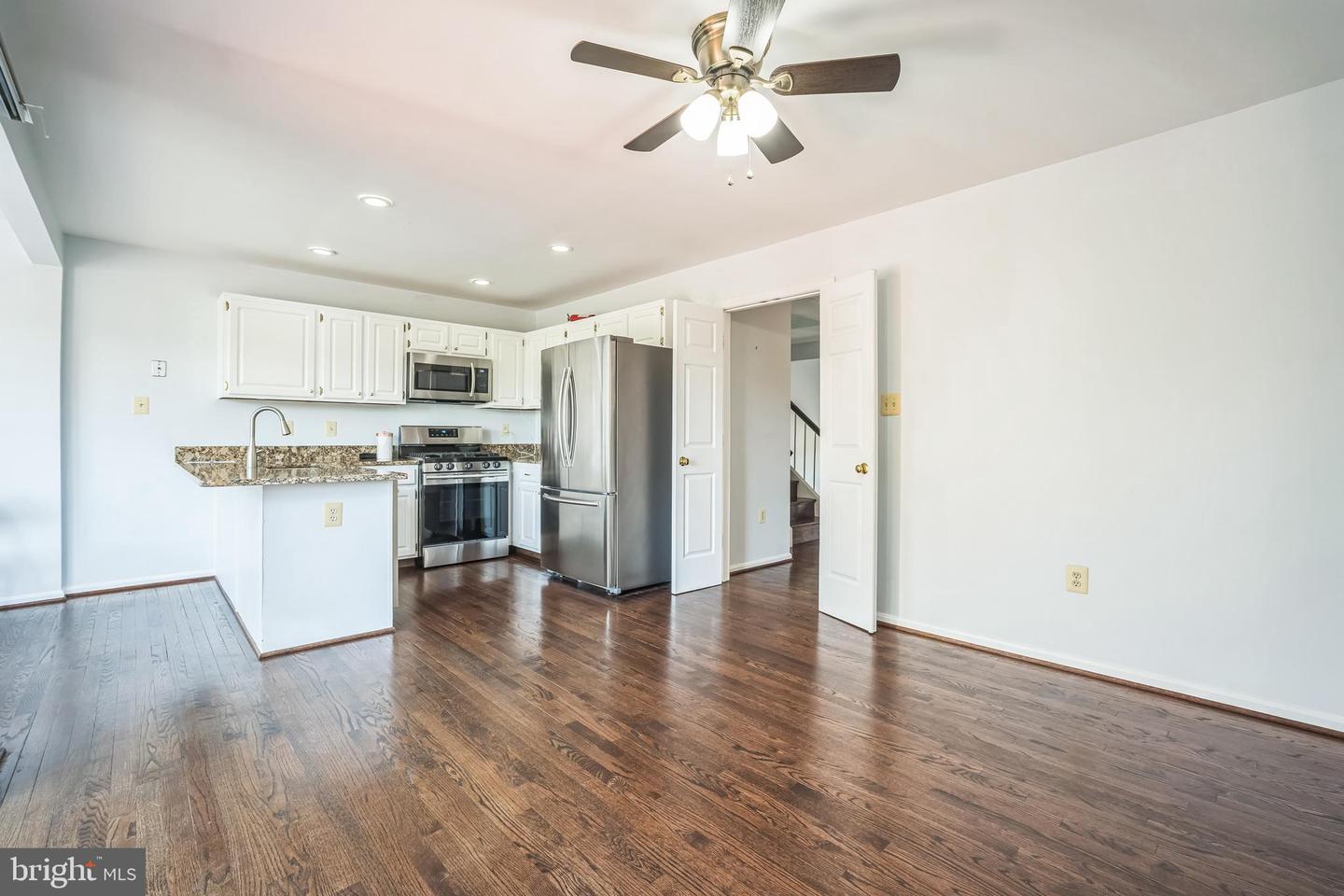 44022 GALA CIR, ASHBURN, Virginia 20147, 3 Bedrooms Bedrooms, ,2 BathroomsBathrooms,Residential,For sale,44022 GALA CIR,VALO2094646 MLS # VALO2094646