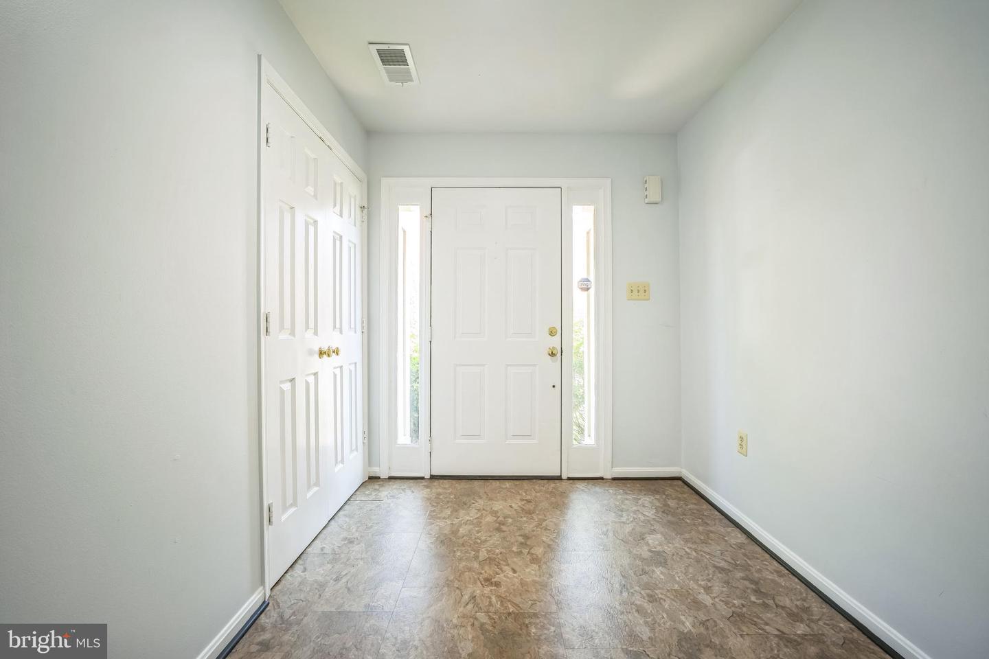 44022 GALA CIR, ASHBURN, Virginia 20147, 3 Bedrooms Bedrooms, ,2 BathroomsBathrooms,Residential,For sale,44022 GALA CIR,VALO2094646 MLS # VALO2094646