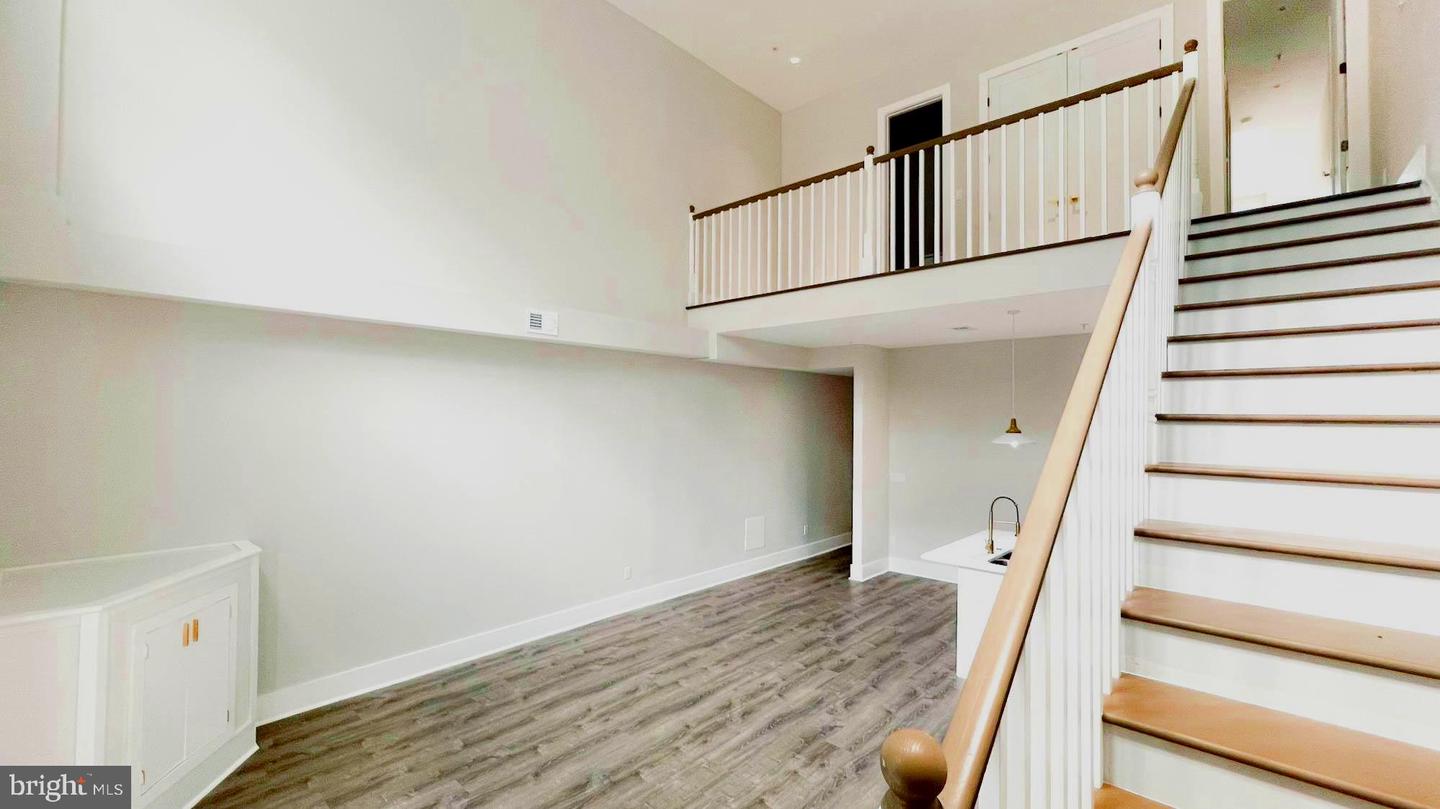 1143 16TH ST NE #1, WASHINGTON, District Of Columbia 20002, 2 Bedrooms Bedrooms, 2 Rooms Rooms,3 BathroomsBathrooms,Residential,For sale,1143 16TH ST NE #1,DCDC2197182 MLS # DCDC2197182