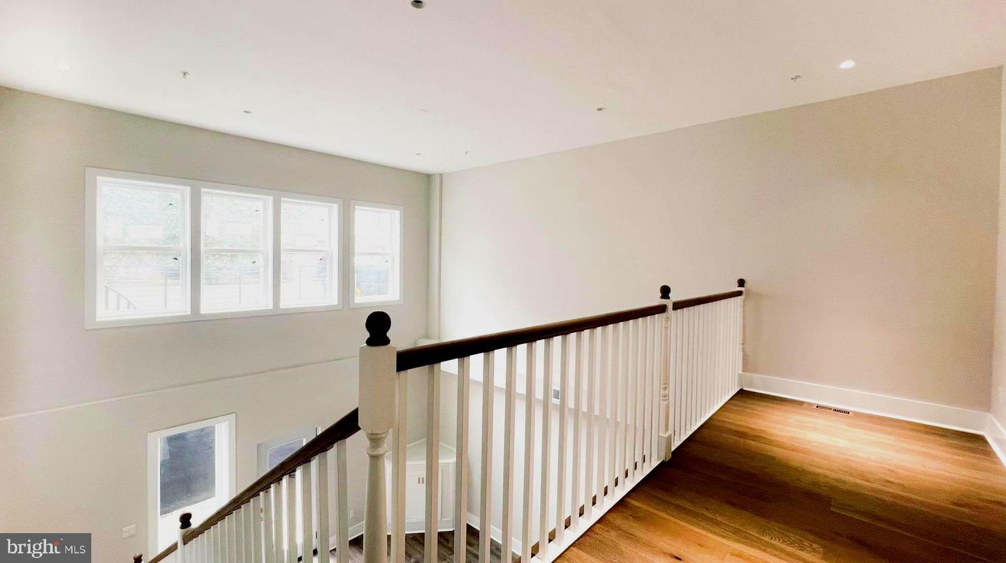 1143 16TH ST NE #1, WASHINGTON, District Of Columbia 20002, 2 Bedrooms Bedrooms, 2 Rooms Rooms,3 BathroomsBathrooms,Residential,For sale,1143 16TH ST NE #1,DCDC2197182 MLS # DCDC2197182