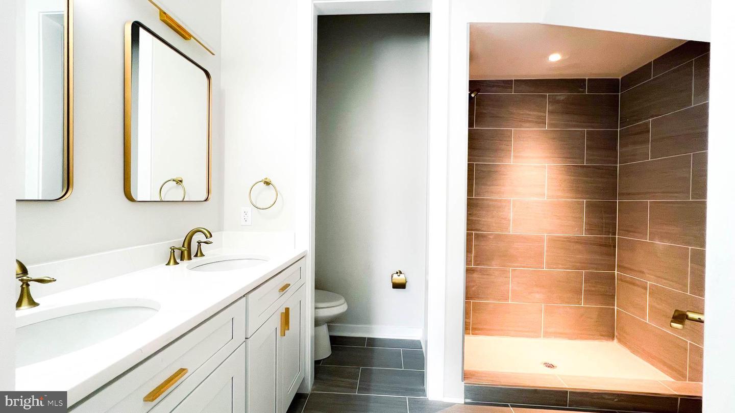 1143 16TH ST NE #1, WASHINGTON, District Of Columbia 20002, 2 Bedrooms Bedrooms, 2 Rooms Rooms,3 BathroomsBathrooms,Residential,For sale,1143 16TH ST NE #1,DCDC2197182 MLS # DCDC2197182