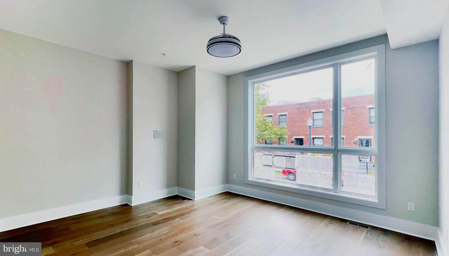 1143 16TH ST NE #1, WASHINGTON, District Of Columbia 20002, 2 Bedrooms Bedrooms, 2 Rooms Rooms,3 BathroomsBathrooms,Residential,For sale,1143 16TH ST NE #1,DCDC2197182 MLS # DCDC2197182