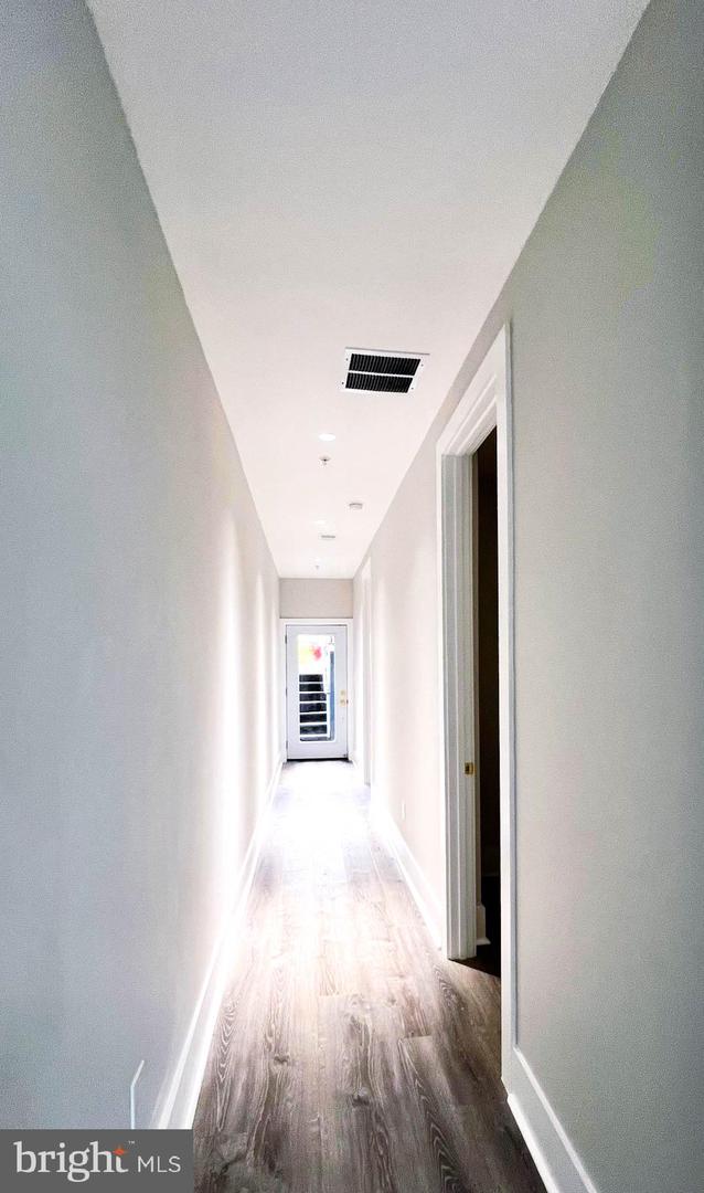 1143 16TH ST NE #1, WASHINGTON, District Of Columbia 20002, 2 Bedrooms Bedrooms, 2 Rooms Rooms,3 BathroomsBathrooms,Residential,For sale,1143 16TH ST NE #1,DCDC2197182 MLS # DCDC2197182