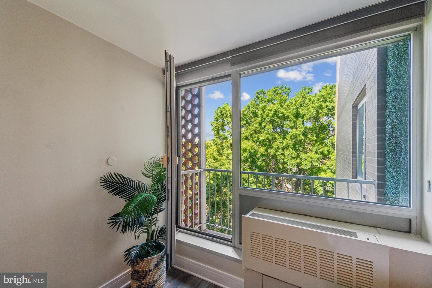 800 4TH ST SW #S525, WASHINGTON, District Of Columbia 20024, ,1 BathroomBathrooms,Residential,For sale,800 4TH ST SW #S525,DCDC2197228 MLS # DCDC2197228