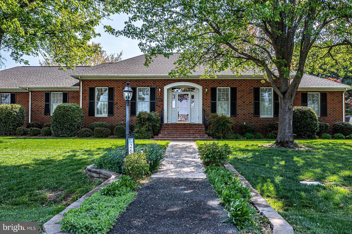 262 COLLEGE AVENUE, WARSAW, Virginia 22572, 3 Bedrooms Bedrooms, 7 Rooms Rooms,2 BathroomsBathrooms,Residential,For sale,262 COLLEGE AVENUE,VARV2000490 MLS # VARV2000490