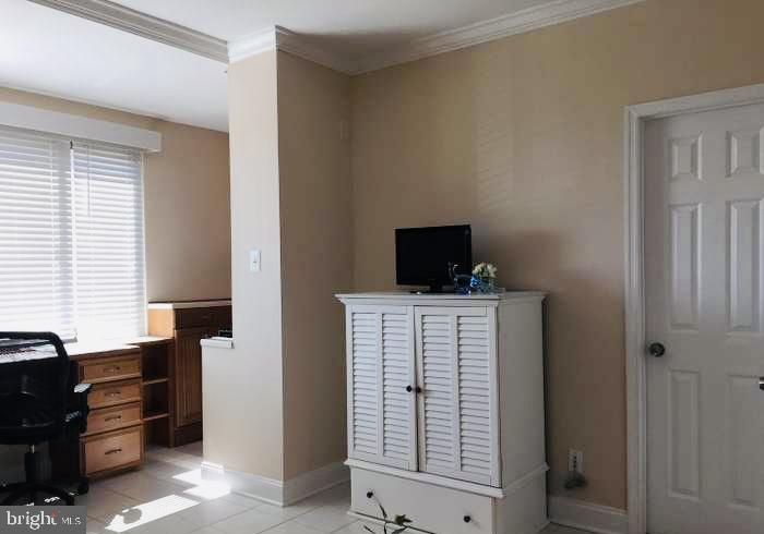 1021 ARLINGTON BLVD #222, ARLINGTON, Virginia 22209, 1 Bedroom Bedrooms, ,1 BathroomBathrooms,Residential,For sale,1021 ARLINGTON BLVD #222,VAAR2056548 MLS # VAAR2056548