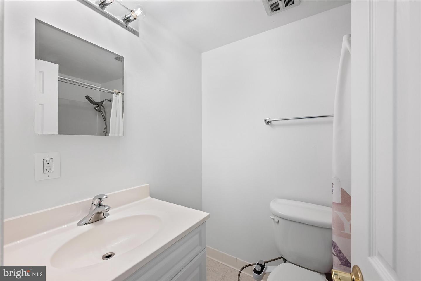 7349 ELDORADO CT, MCLEAN, Virginia 22102, 3 Bedrooms Bedrooms, ,3 BathroomsBathrooms,Residential,For sale,7349 ELDORADO CT,VAFX2223488 MLS # VAFX2223488