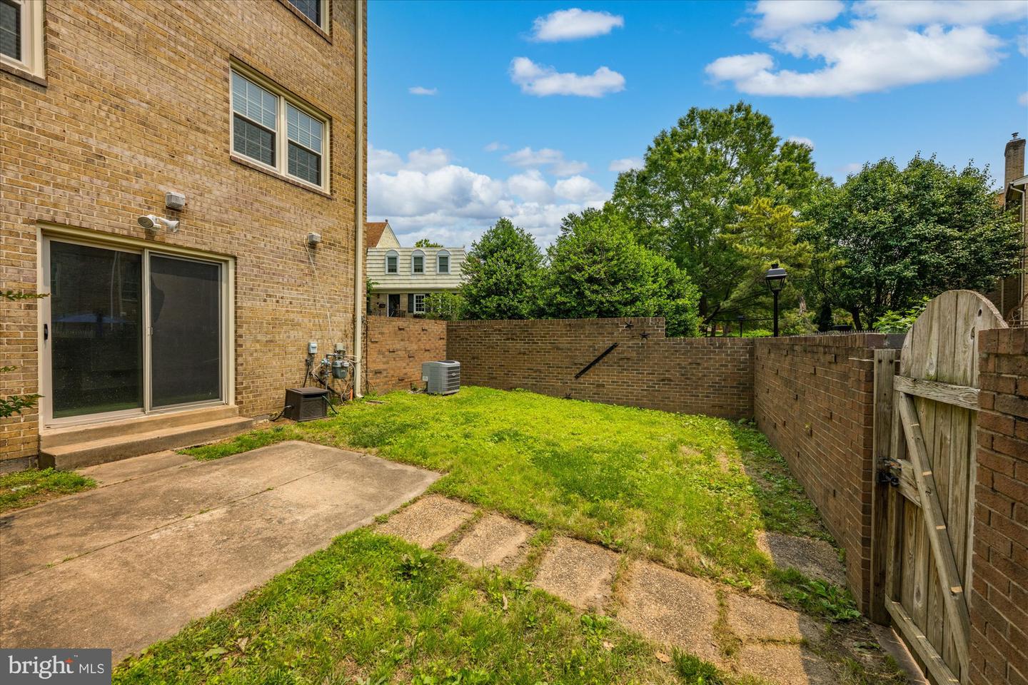 7349 ELDORADO CT, MCLEAN, Virginia 22102, 3 Bedrooms Bedrooms, ,3 BathroomsBathrooms,Residential,For sale,7349 ELDORADO CT,VAFX2223488 MLS # VAFX2223488