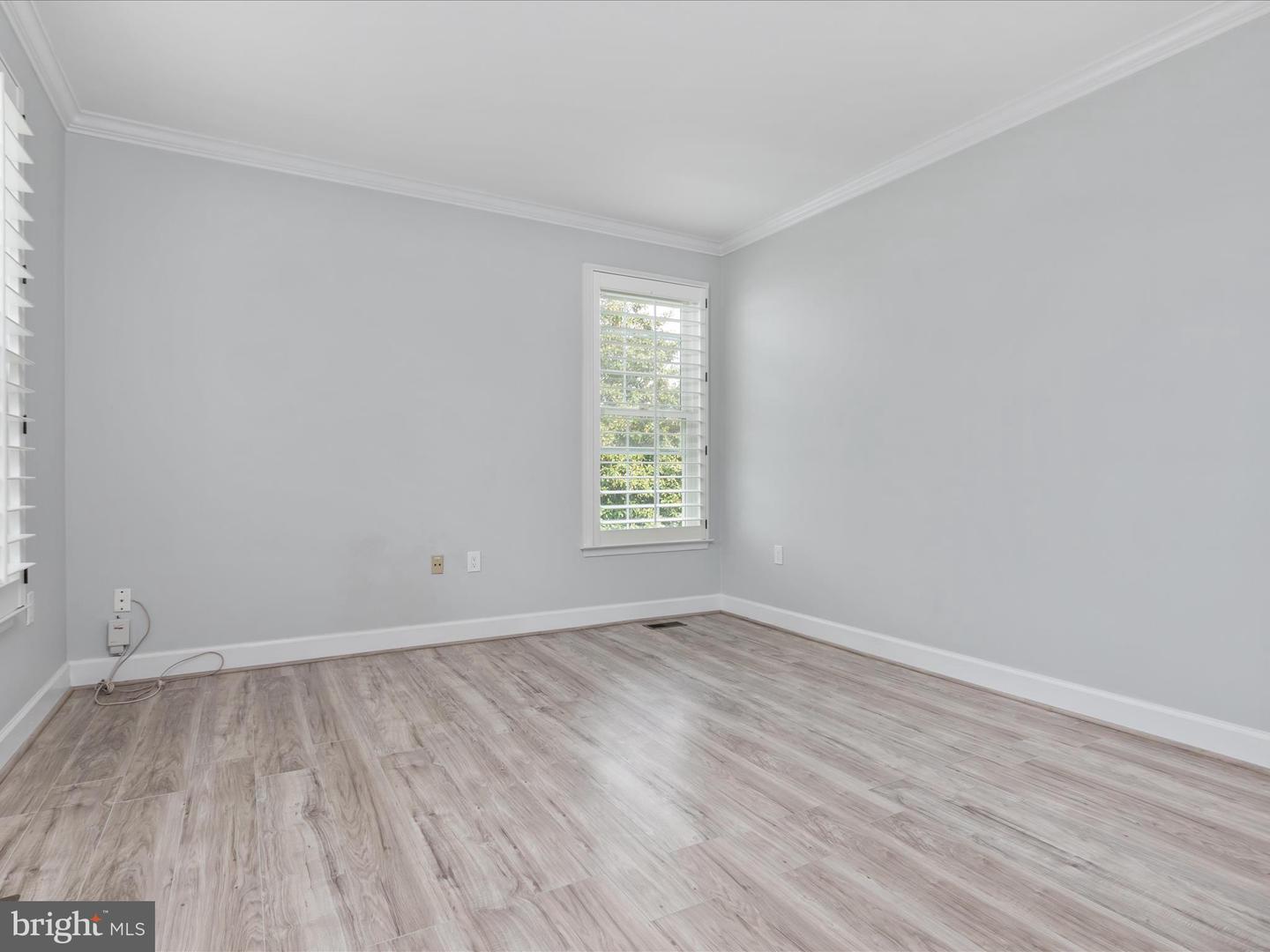 21262 DUBOIS CT, ASHBURN, Virginia 20147, 6 Bedrooms Bedrooms, ,3 BathroomsBathrooms,Residential,For sale,21262 DUBOIS CT,VALO2090976 MLS # VALO2090976