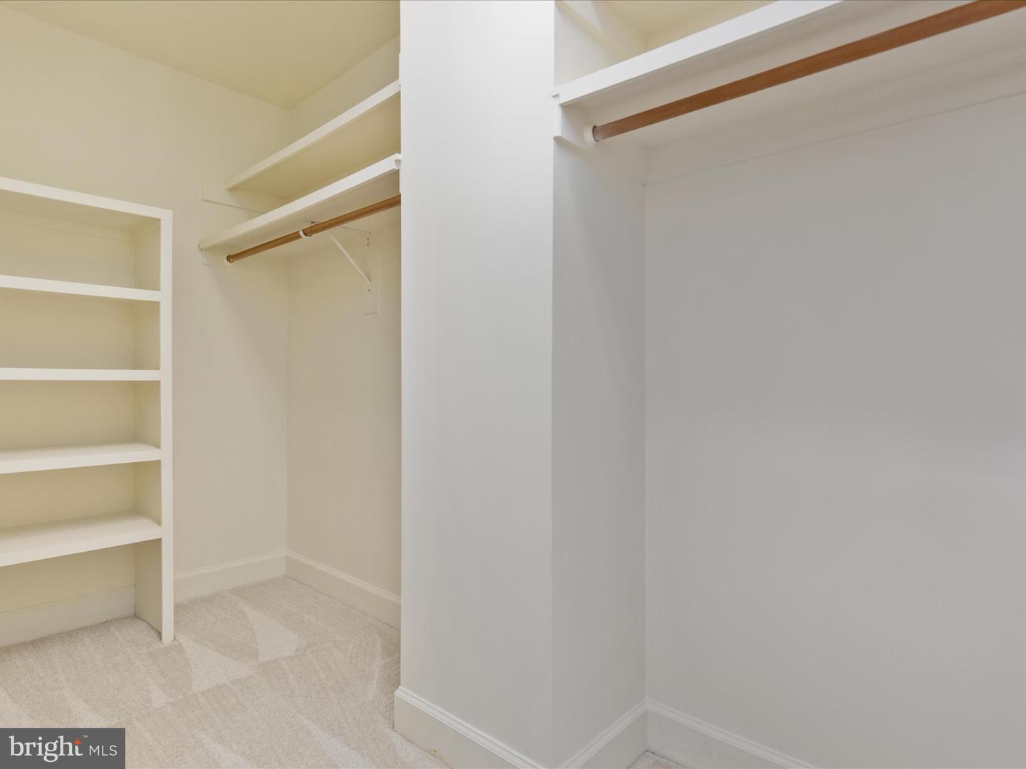 21262 DUBOIS CT, ASHBURN, Virginia 20147, 6 Bedrooms Bedrooms, ,3 BathroomsBathrooms,Residential,For sale,21262 DUBOIS CT,VALO2090976 MLS # VALO2090976