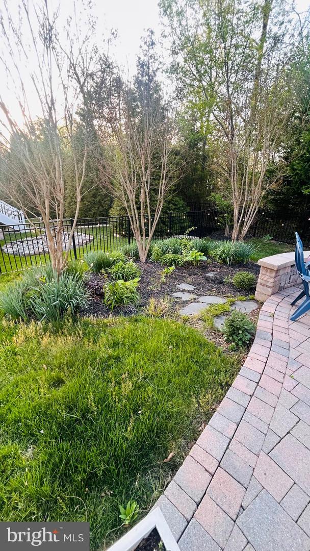 25685 ARBORSHADE PASS PL, ALDIE, Virginia 20105, 4 Bedrooms Bedrooms, ,3 BathroomsBathrooms,Residential,For sale,25685 ARBORSHADE PASS PL,VALO2091244 MLS # VALO2091244