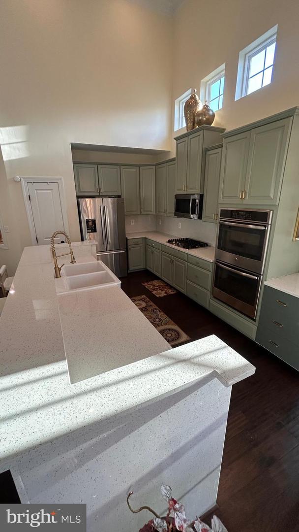 25685 ARBORSHADE PASS PL, ALDIE, Virginia 20105, 4 Bedrooms Bedrooms, ,3 BathroomsBathrooms,Residential,For sale,25685 ARBORSHADE PASS PL,VALO2091244 MLS # VALO2091244