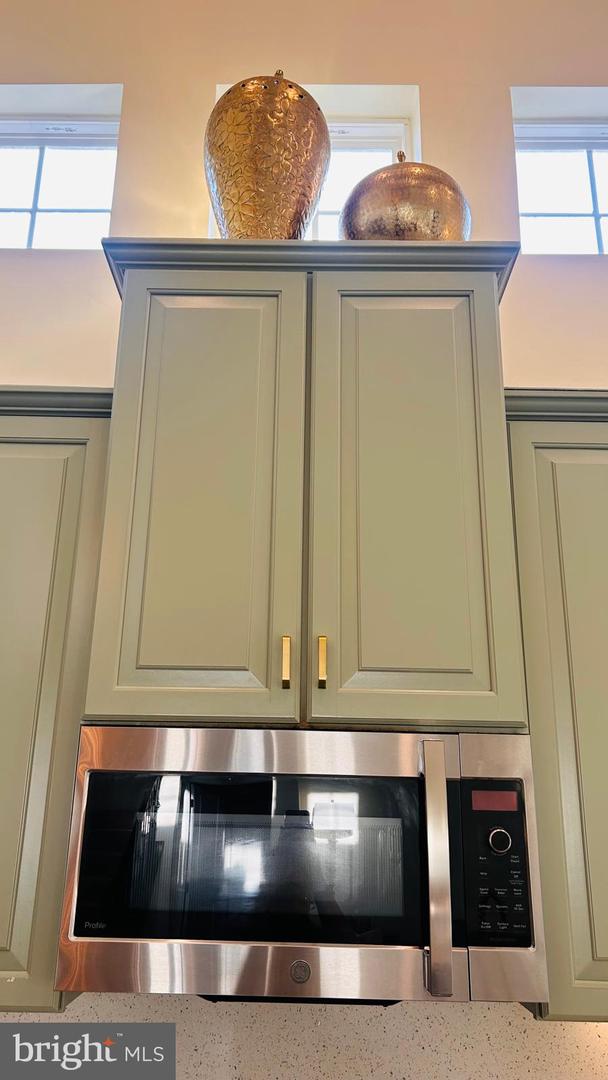 25685 ARBORSHADE PASS PL, ALDIE, Virginia 20105, 4 Bedrooms Bedrooms, ,3 BathroomsBathrooms,Residential,For sale,25685 ARBORSHADE PASS PL,VALO2091244 MLS # VALO2091244