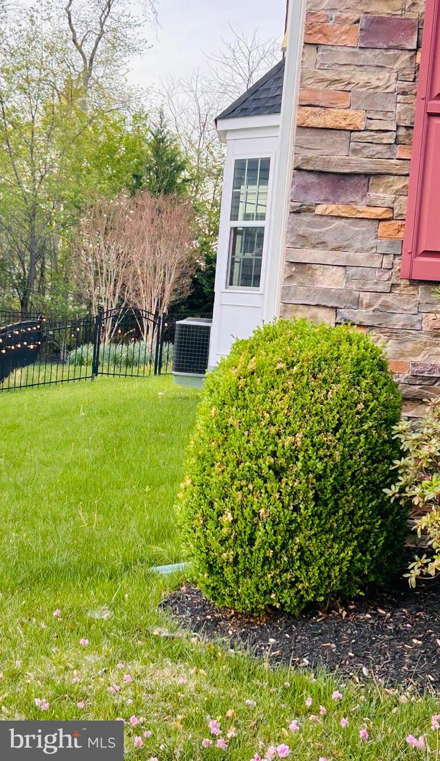 25685 ARBORSHADE PASS PL, ALDIE, Virginia 20105, 4 Bedrooms Bedrooms, ,3 BathroomsBathrooms,Residential,For sale,25685 ARBORSHADE PASS PL,VALO2091244 MLS # VALO2091244