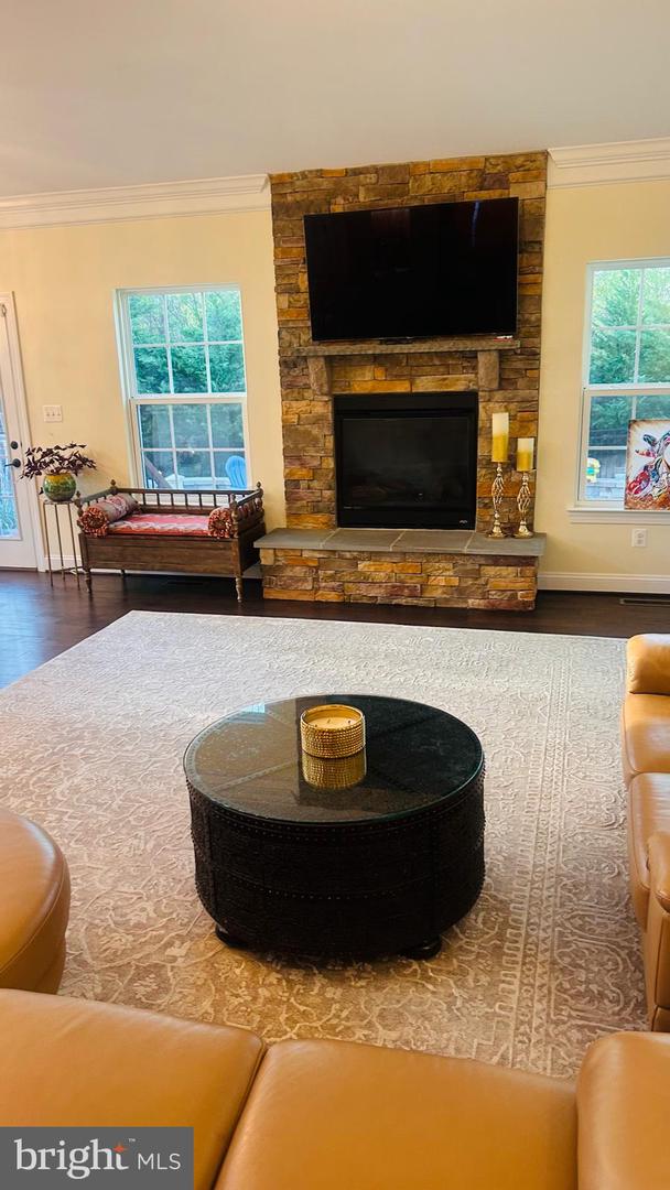 25685 ARBORSHADE PASS PL, ALDIE, Virginia 20105, 4 Bedrooms Bedrooms, ,3 BathroomsBathrooms,Residential,For sale,25685 ARBORSHADE PASS PL,VALO2091244 MLS # VALO2091244