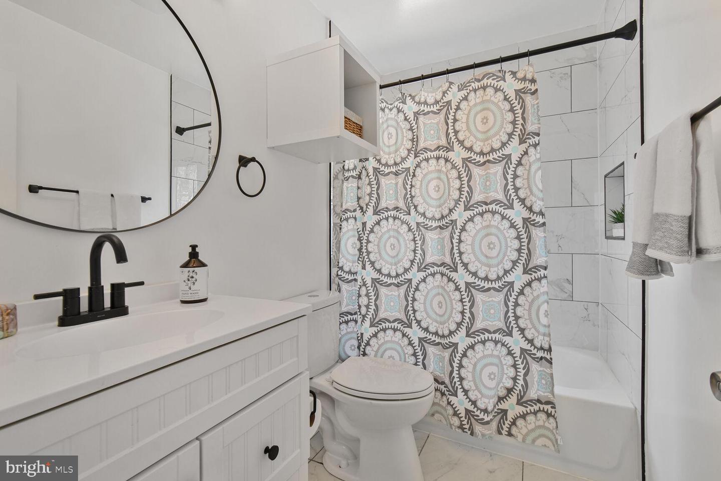 3807 20TH ST NE, WASHINGTON, District Of Columbia 20018, 3 Bedrooms Bedrooms, 10 Rooms Rooms,2 BathroomsBathrooms,Residential,For sale,3807 20TH ST NE,DCDC2193940 MLS # DCDC2193940