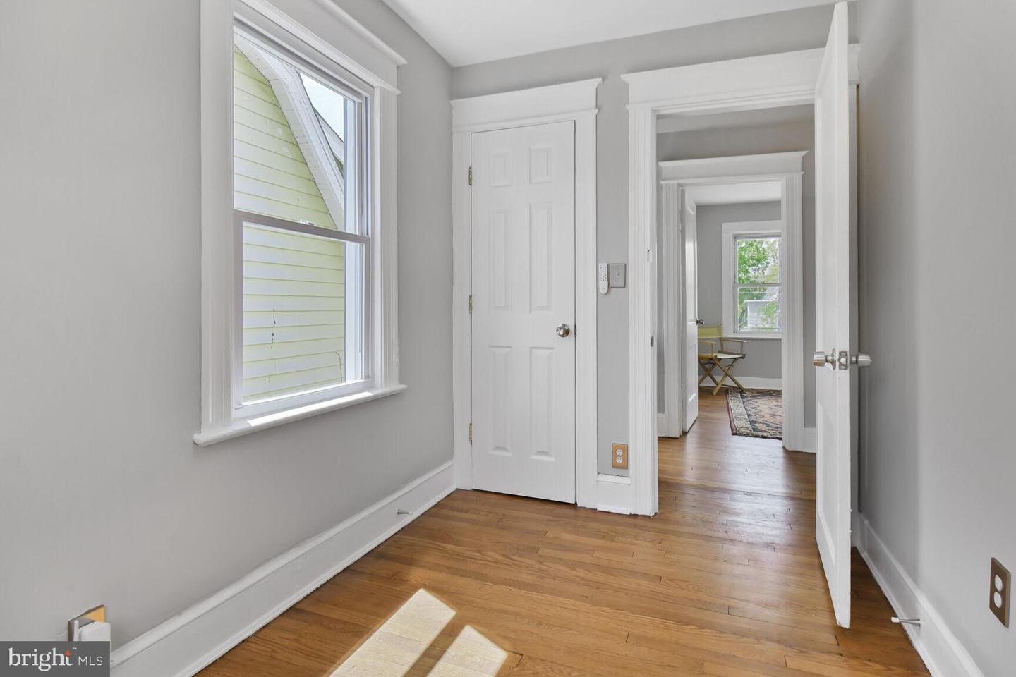 3807 20TH ST NE, WASHINGTON, District Of Columbia 20018, 3 Bedrooms Bedrooms, 10 Rooms Rooms,2 BathroomsBathrooms,Residential,For sale,3807 20TH ST NE,DCDC2193940 MLS # DCDC2193940