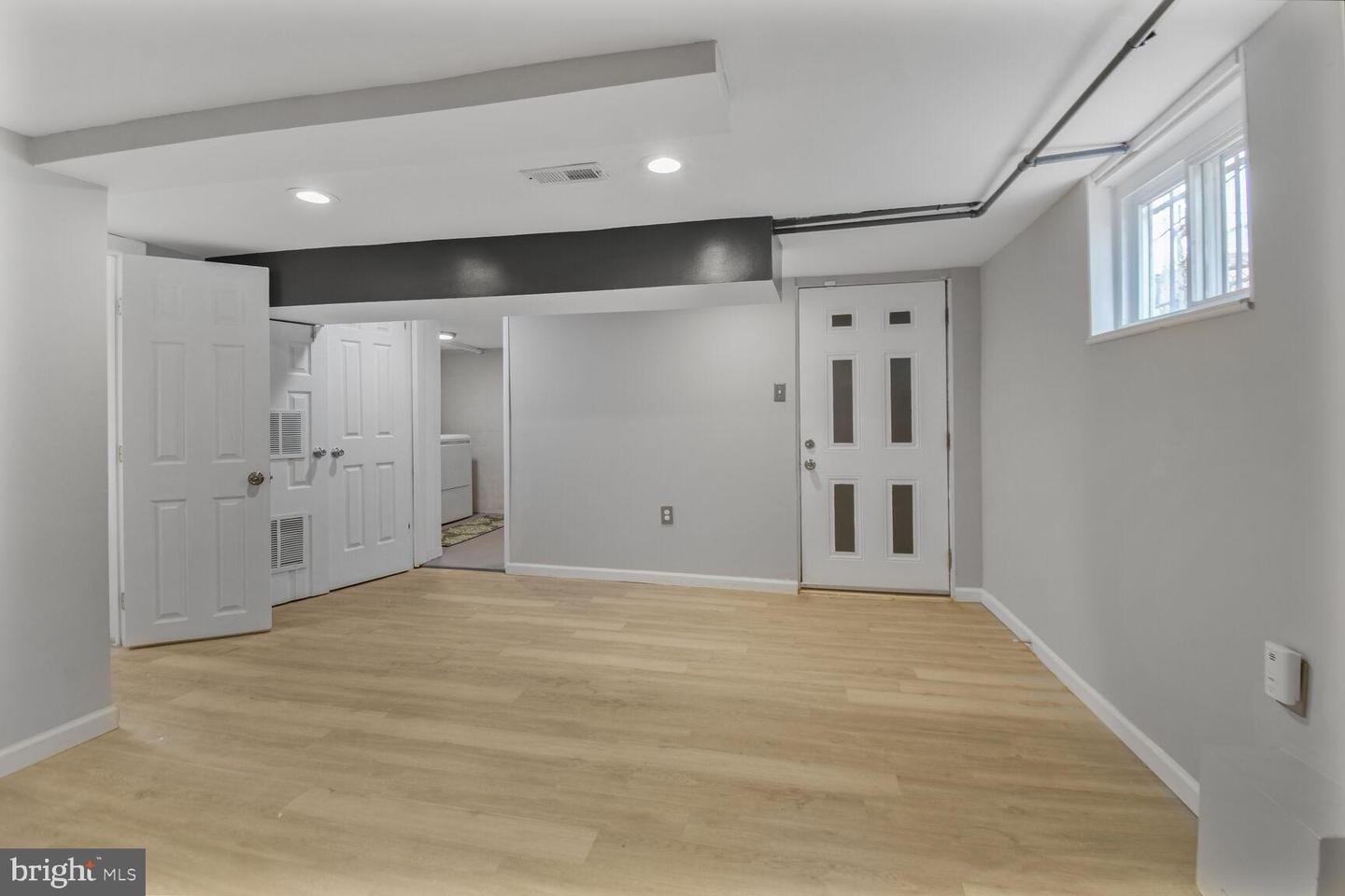 3807 20TH ST NE, WASHINGTON, District Of Columbia 20018, 3 Bedrooms Bedrooms, 10 Rooms Rooms,2 BathroomsBathrooms,Residential,For sale,3807 20TH ST NE,DCDC2193940 MLS # DCDC2193940