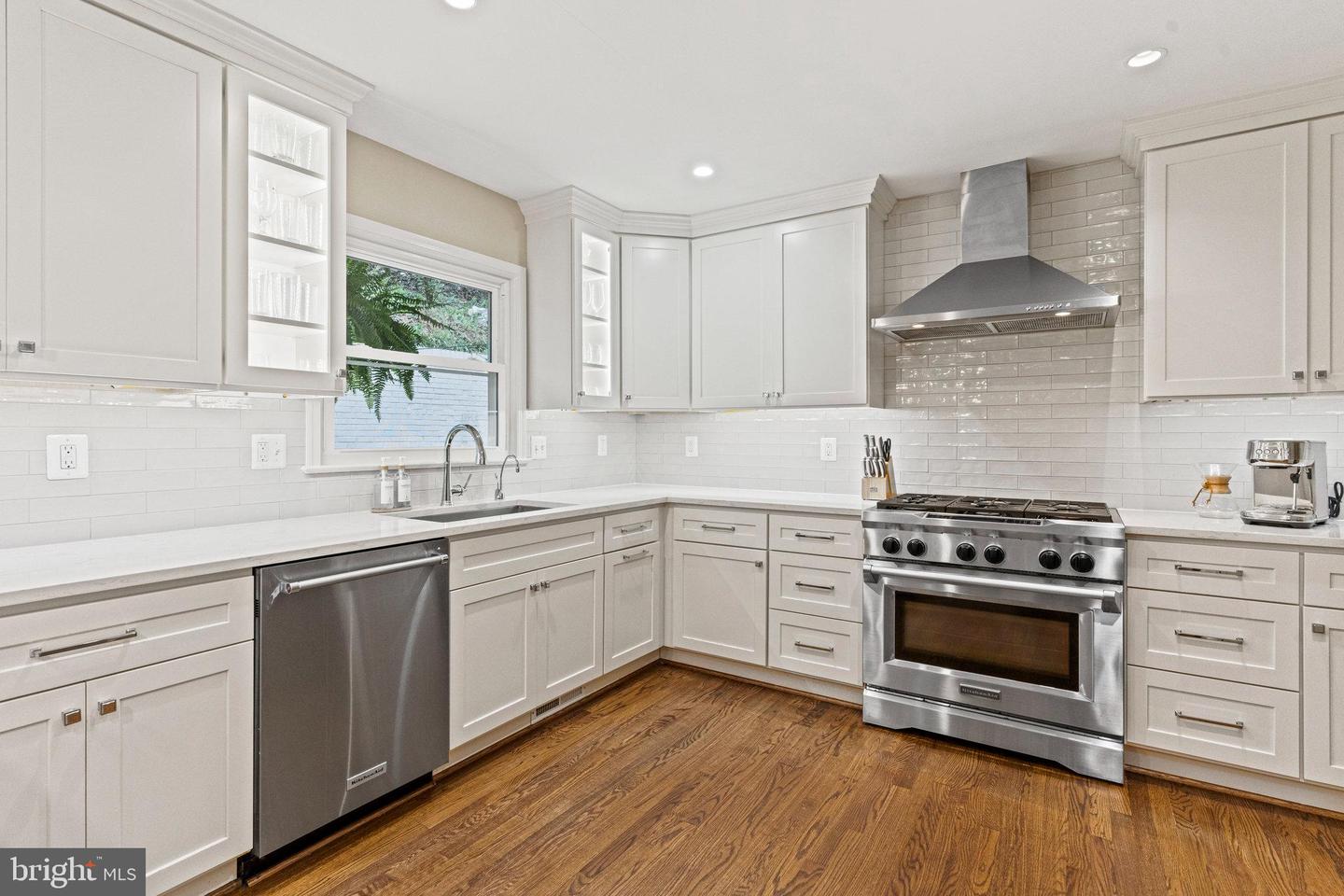 9132 SANTAYANA DR, FAIRFAX, Virginia 22031, 4 Bedrooms Bedrooms, ,3 BathroomsBathrooms,Residential,For sale,9132 SANTAYANA DR,VAFX2233488 MLS # VAFX2233488