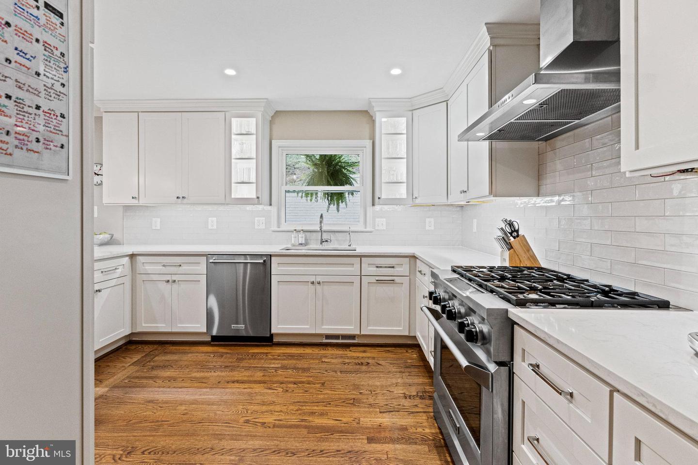 9132 SANTAYANA DR, FAIRFAX, Virginia 22031, 4 Bedrooms Bedrooms, ,3 BathroomsBathrooms,Residential,For sale,9132 SANTAYANA DR,VAFX2233488 MLS # VAFX2233488